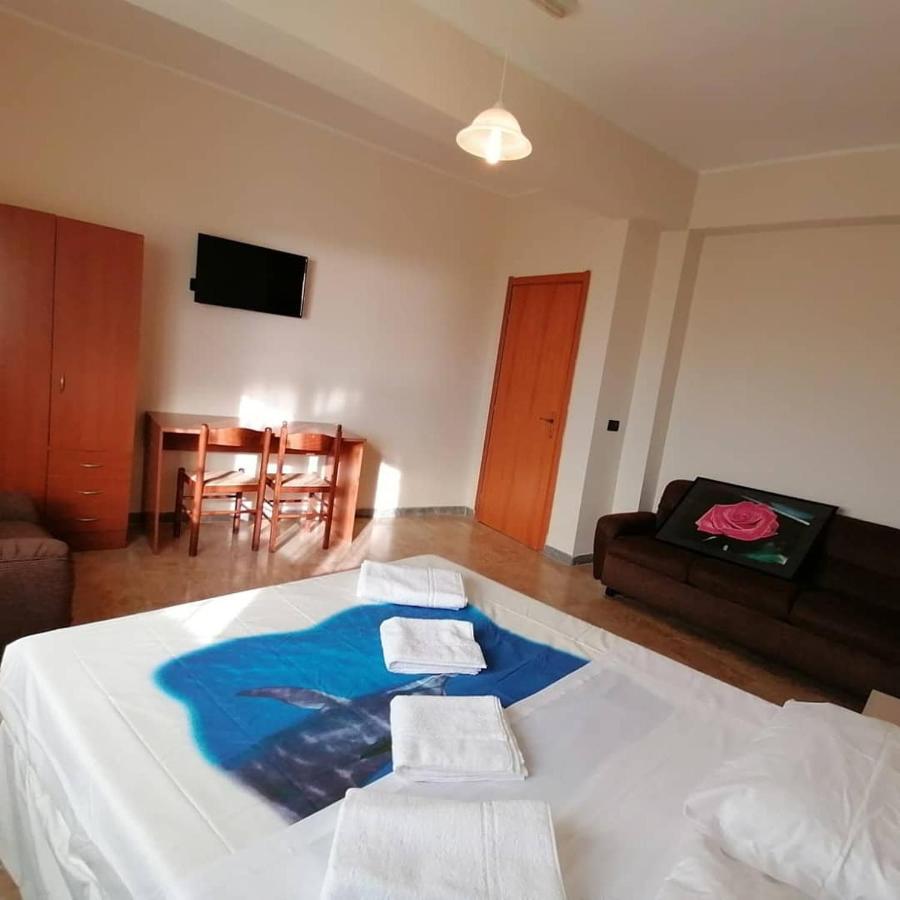 Bed And Breakfast Lagiocosa Reggio Calabria Exterior foto
